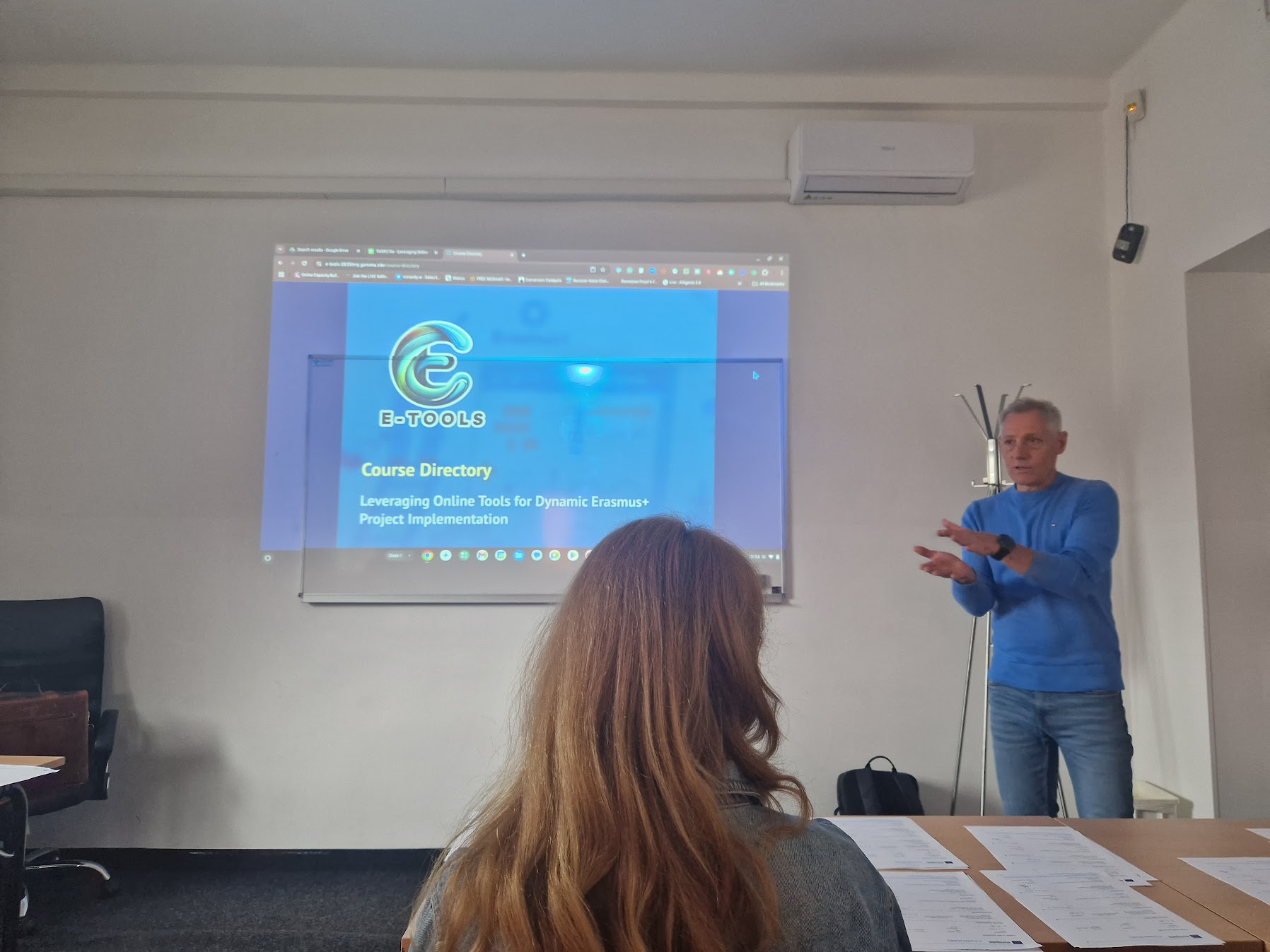 Leveraging Online Tools for Dynamic Erasmus+ Project Implementation (E-TOOLS)